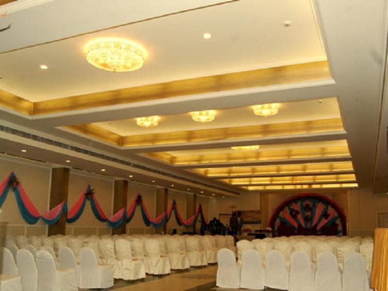 Hotel Royal Panna Shahjahanpur Bagian luar foto
